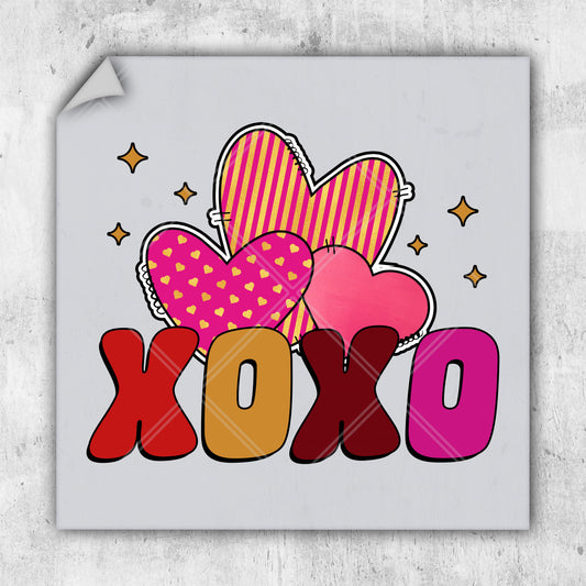 a picture of the word xoxo with hearts